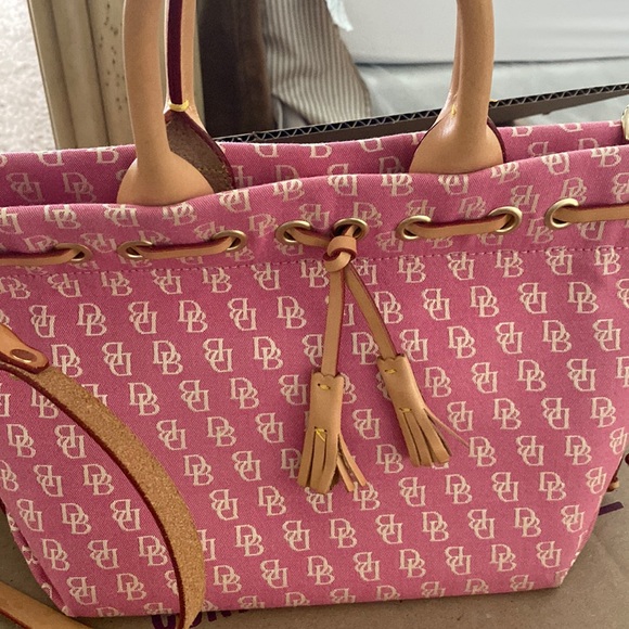 Dooney & Bourke Handbags - Dooney and Bourke
